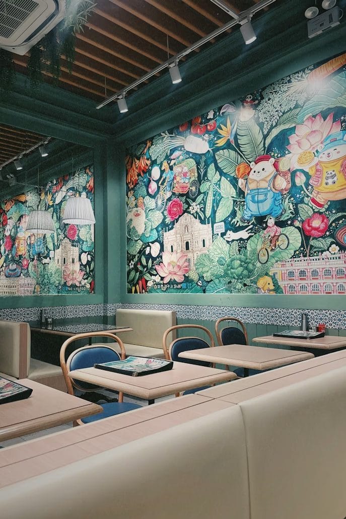 Hotel restaurant and public space surface options